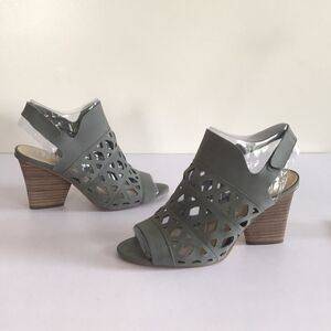 Vince Camuto Deverly Cutout Nubuck Heeled Sandals Size: 9W